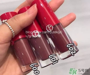 ������С�ֶ������ĸ�ɫ��𣿰�����С�ֶ����Ա����˺�ܵ��ĸ�ɫ��